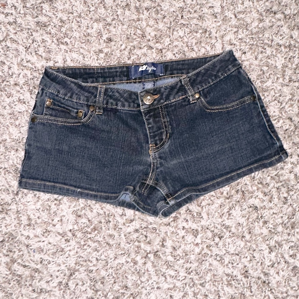 Short shorts